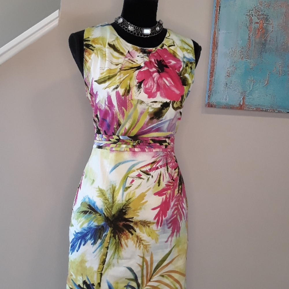 Amelia/ Floral Print/ Sleeveless Dress - Picture 7 of 10
